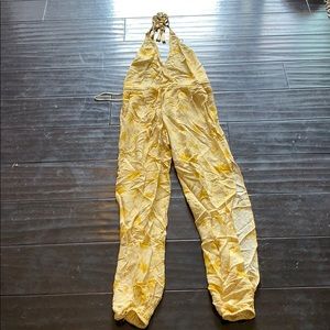 Yellow tropical jumper